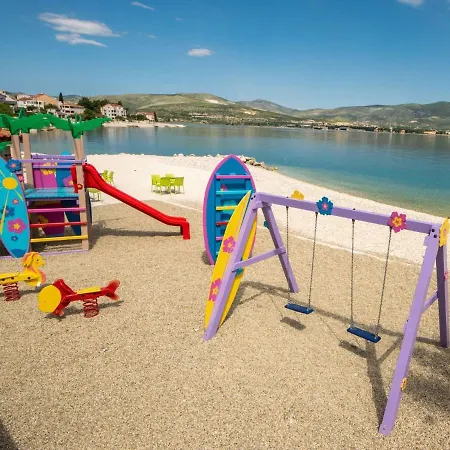 Saric-1 By Interhome