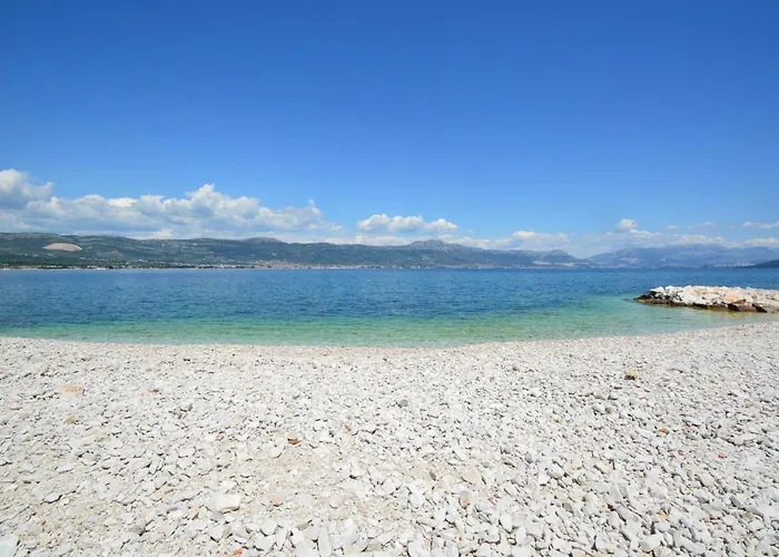 Saric-1 By Interhome 트로기르